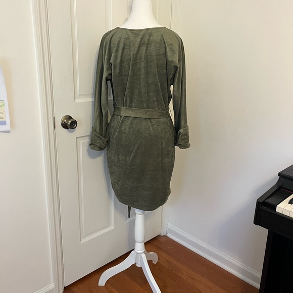 BCBG Dress - Picture 4 of 4